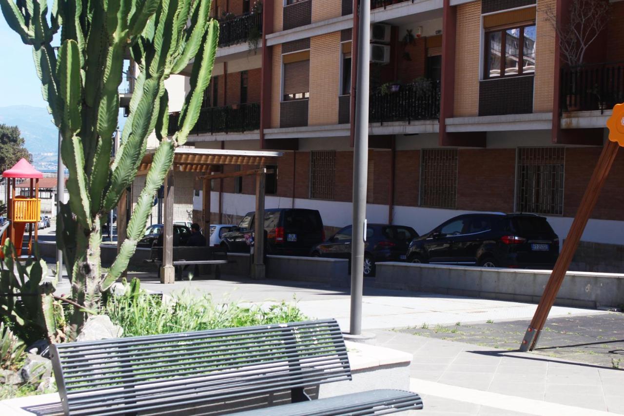Casa Colapesce Apartment Messina Bagian luar foto